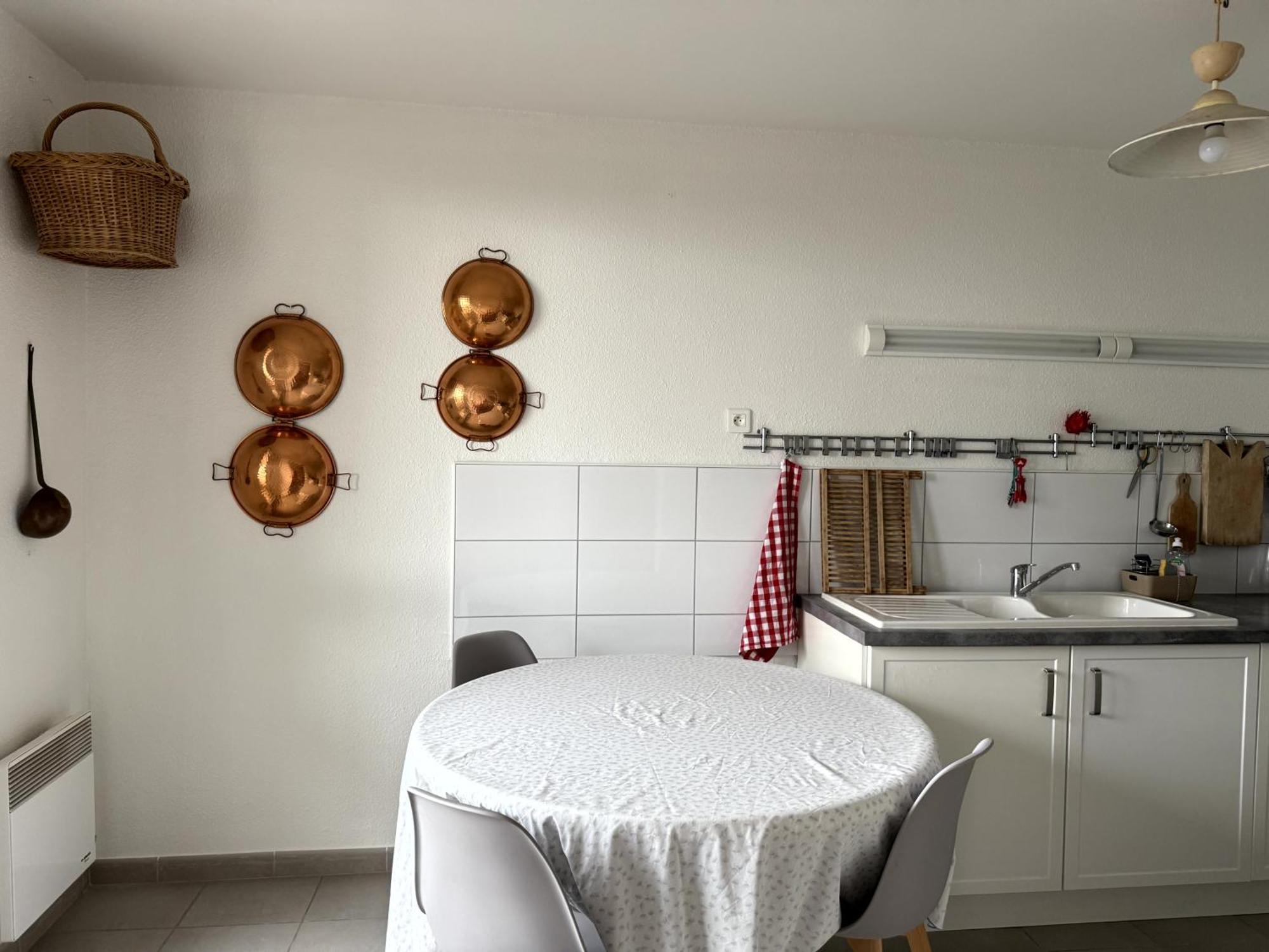 Appartement 4P 70M2 Plein Centre Avec Parking Αζάν Εξωτερικό φωτογραφία