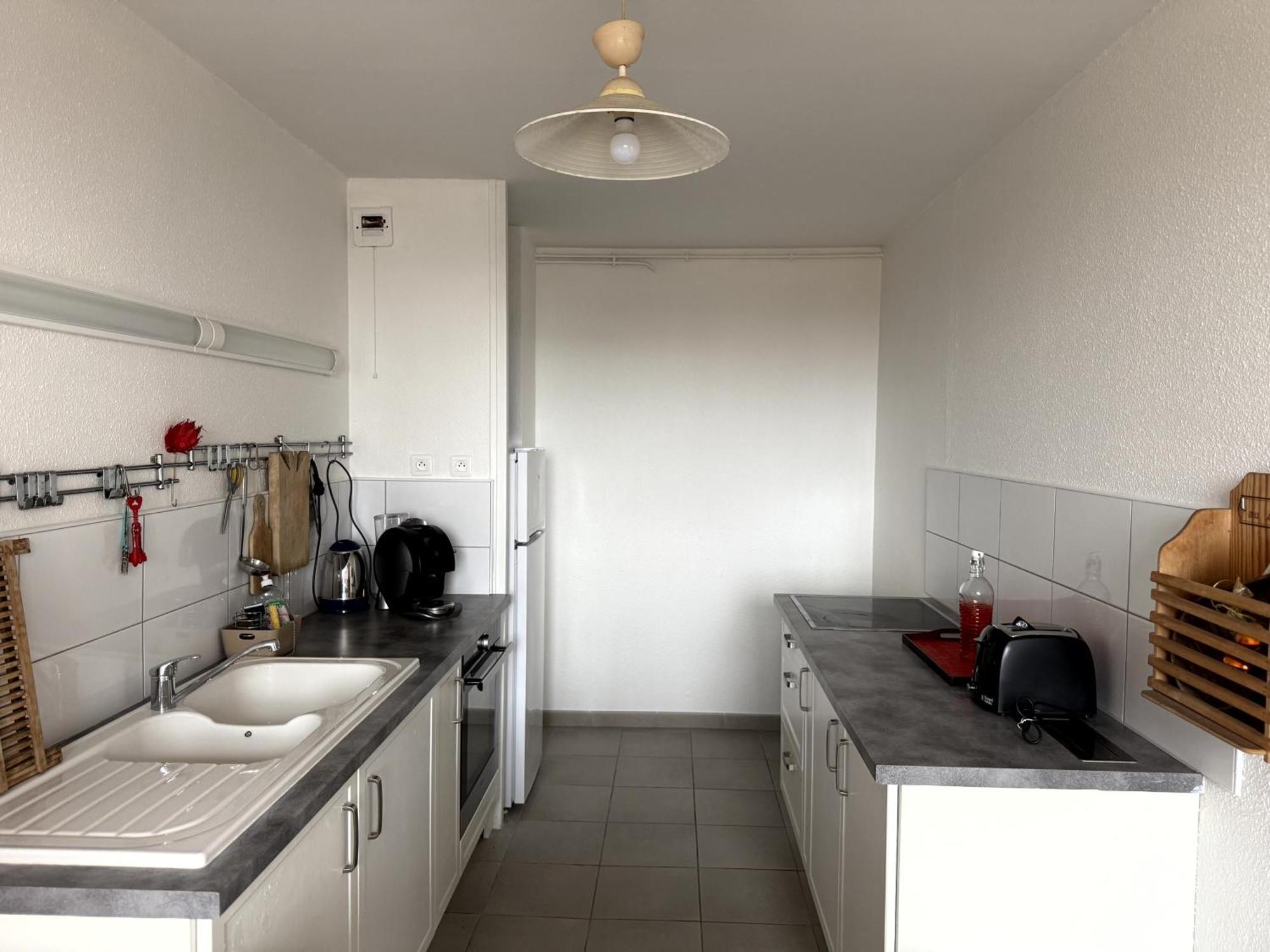 Appartement 4P 70M2 Plein Centre Avec Parking Αζάν Εξωτερικό φωτογραφία