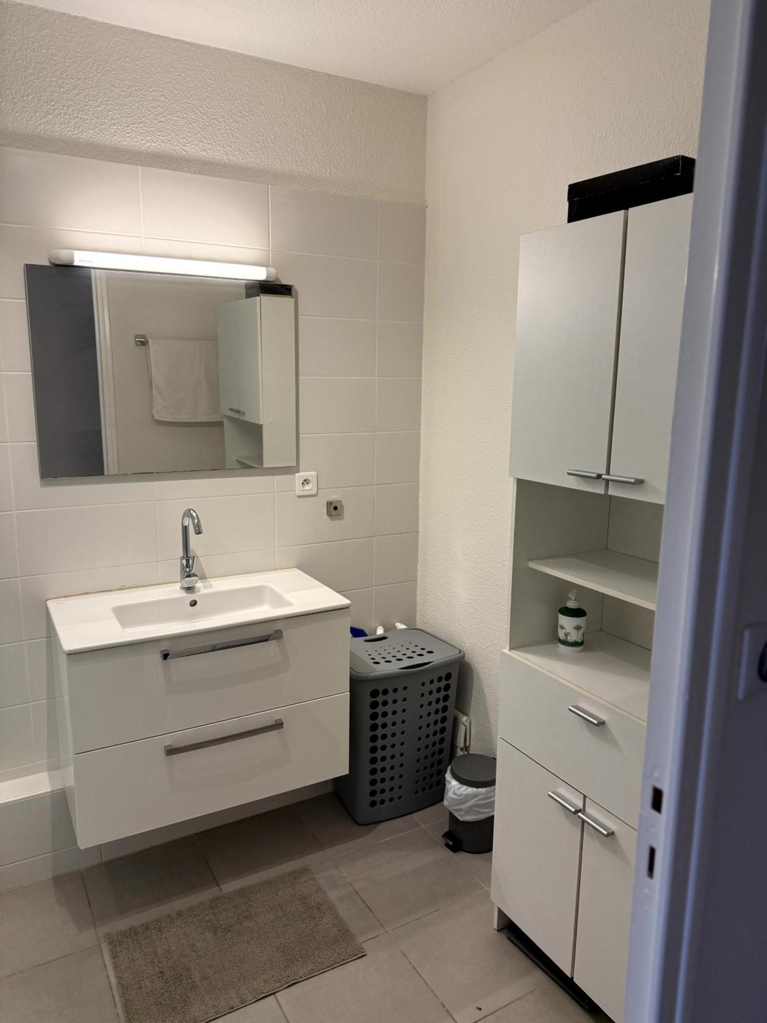 Appartement 4P 70M2 Plein Centre Avec Parking Αζάν Εξωτερικό φωτογραφία